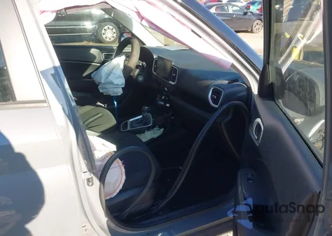 2022 Hyundai Venue Se from USA, damaged, VIN KMHRB8A36NU155379